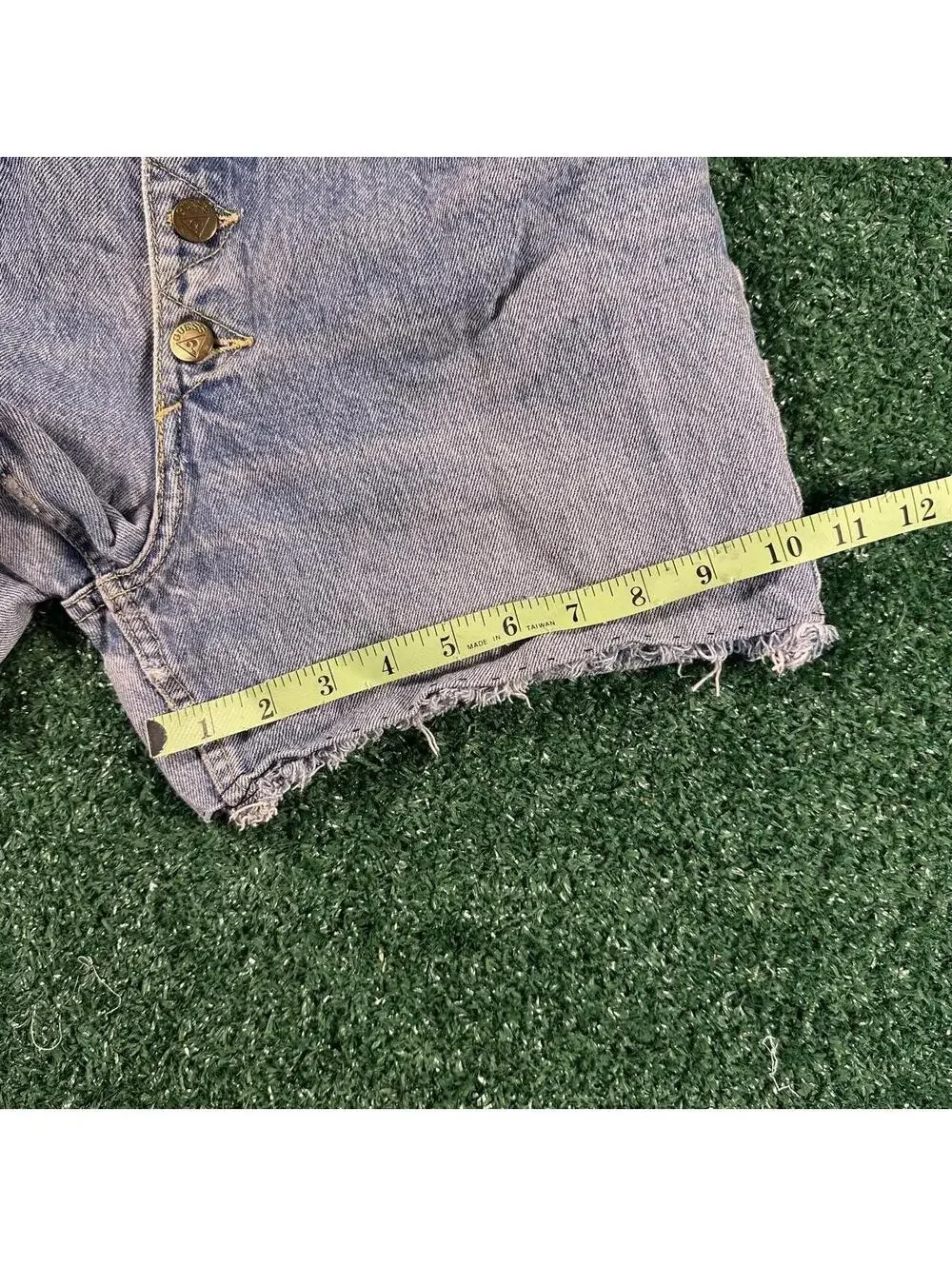 Vintage 90s Guess Marciano blue denim jean cut off shorts Americana retro USA